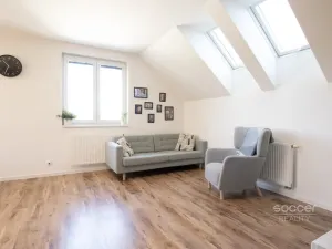 Prodej bytu 4+kk, Zápy, 83 m2