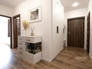 Prodej bytu 4+kk, Zápy, 83 m2