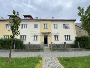 Prodej bytu 2+1, Šternberk, Komenského, 38 m2