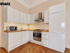 Pronájem bytu 3+1, Praha - Staré Město, Staroměstské náměstí, 130 m2