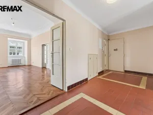 Pronájem bytu 3+1, Praha - Staré Město, Staroměstské náměstí, 130 m2