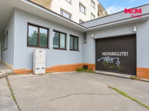 Prodej obchodního prostoru, Otrokovice, Tylova, 750 m2