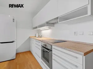 Pronájem bytu 2+kk, Plzeň, Waltrova, 62 m2