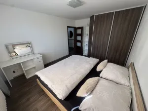 Pronájem bytu 3+1, Jičín, Nám. V. Čtvrtka, 68 m2