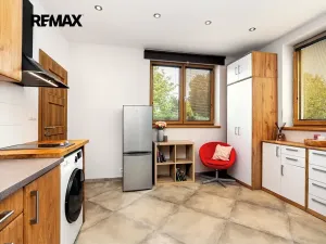 Pronájem bytu 1+kk, Zbuzany, Mramorová, 20 m2