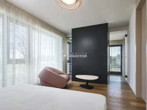 Pronájem rodinného domu, Praha - Troja, Pod Salabkou, 433 m2
