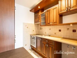 Pronájem bytu 2+kk, Praha, Na Komořsku, 45 m2