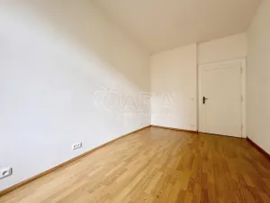 Pronájem bytu 2+kk, Praha - Bubeneč, náměstí Interbrigády, 41 m2