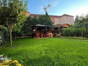 Prodej atypického bytu, Teplice, Ruská, 139 m2