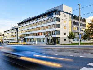 Pronájem kanceláře, Praha - Dejvice, Evropská, 408 m2