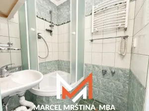 Pronájem bytu 1+kk, Náchod, Běloveská, 30 m2