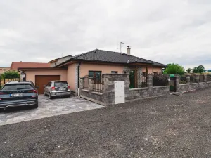 Prodej rodinného domu, Úherce, Východní, 115 m2