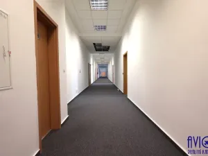 Pronájem kanceláře, Praha - Modřany, Mezi vodami, 400 m2