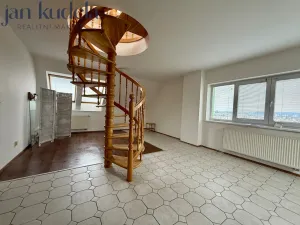 Pronájem bytu 3+kk, Brno - Královo Pole, Högrova, 109 m2