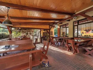 Prodej restaurace, Rumburk, Na pěšině, 302 m2