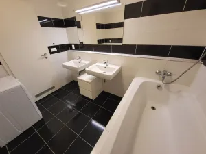 Pronájem bytu 3+kk, Ostrava - Moravská Ostrava, Jantarová, 89 m2