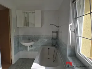 Pronájem bytu 3+1, Kralupy nad Vltavou, Kuzmínova, 60 m2