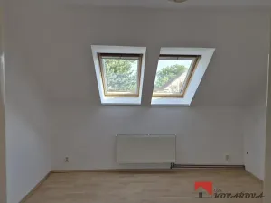 Pronájem bytu 3+1, Kralupy nad Vltavou, Kuzmínova, 60 m2