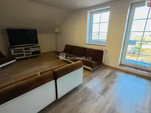 Pronájem rodinného domu, Bystřice - Ouběnice, 300 m2