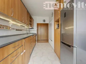 Prodej bytu 3+1, Hradec Králové, U Střelnice, 74 m2