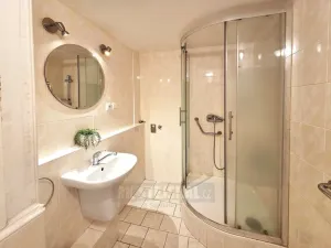 Pronájem bytu 1+1, Český Krumlov - Plešivec, 42 m2
