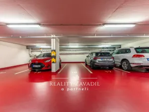 Prodej garáže, Praha - Kyje, Pelušková, 13 m2