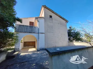 Prodej vícegeneračního domu, Njivice, Chorvatsko, 130 m2