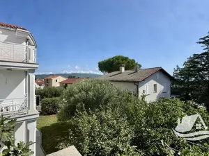 Prodej vícegeneračního domu, Krk, Chorvatsko, 265 m2
