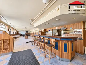 Prodej komerční nemovitosti, Pozořice, Na Městečku, 3138 m2