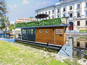 Prodej komerční nemovitosti, České Budějovice, Sokolský ostrov, 70 m2