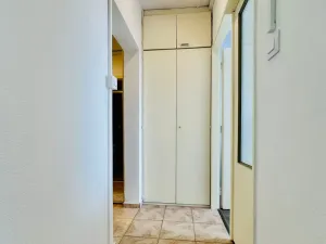 Pronájem bytu 2+kk, Praha - Kamýk, Zimova, 43 m2