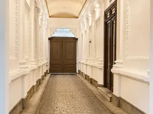 Prodej bytu 2+kk, Praha - Nové Město, Dlážděná, 60 m2