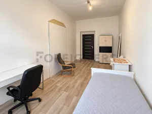 Pronájem bytu 3+1, Hradec Králové, Československé armády, 96 m2