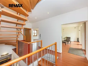 Prodej rodinného domu, Praha - Řeporyje, Havlůjové, 300 m2