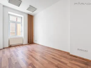 Pronájem kanceláře, Praha - Žižkov, 100 m2