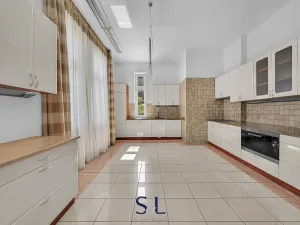Prodej rodinného domu, Rumburk, Bezručova, 320 m2