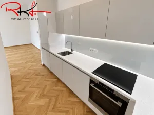 Pronájem bytu 2+kk, Praha, Košická, 61 m2