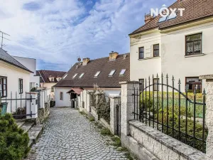 Prodej ubytování, Hluboká nad Vltavou, nám. Čsl. armády, 533 m2