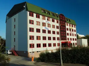 Pronájem kanceláře, Praha - Ruzyně, Dědinská, 65 m2