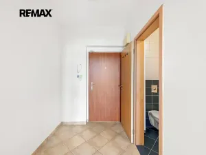Prodej bytu 1+kk, Praha - Záběhlice, Mattioliho, 32 m2
