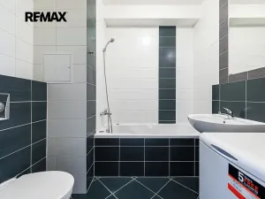 Prodej bytu 1+kk, Praha - Záběhlice, Mattioliho, 32 m2