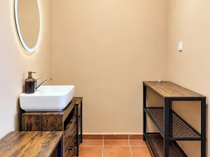Pronájem obchodního prostoru, Frýdek-Místek, Krátká, 105 m2