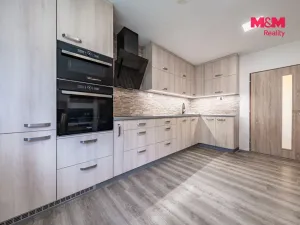 Prodej rodinného domu, Měchenice, V Luhu, 131 m2