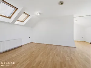 Pronájem bytu 2+kk, Opava, Pekařská, 58 m2