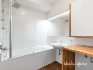 Pronájem bytu 3+kk, Praha - Letňany, Hlučkova, 79 m2