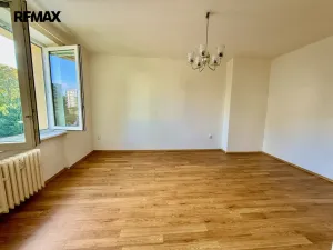 Pronájem bytu 2+1, Praha - Žižkov, Buková, 51 m2
