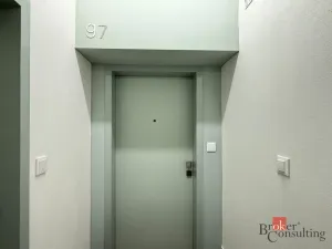 Pronájem bytu 1+kk, Plzeň - Bolevec, Krašovská, 36 m2