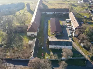 Prodej výrobních prostor, Čachovice - Struhy, 350 m2