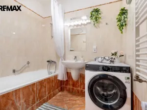 Prodej bytu 3+kk, Karlovy Vary, Raisova, 87 m2