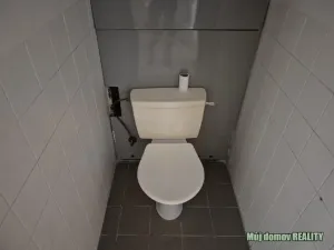 Pronájem bytu 3+1, Praha - Řepy, Na chobotě